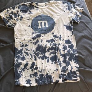m&m’s blue and white tye dye t-shirt size M